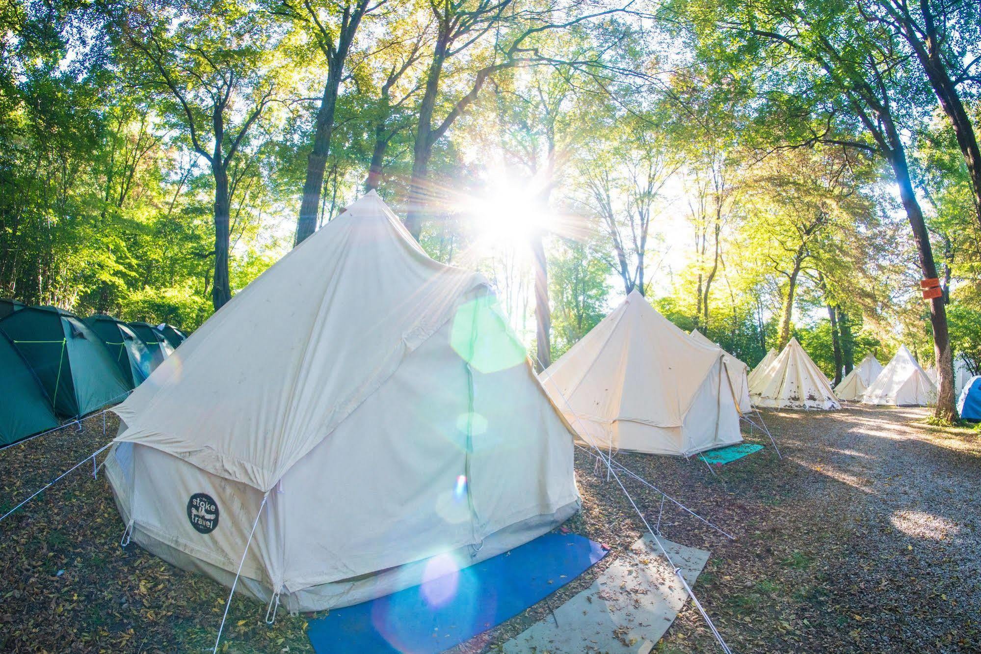 Hôtel Pamplona Camping à Aizoáin Extérieur photo