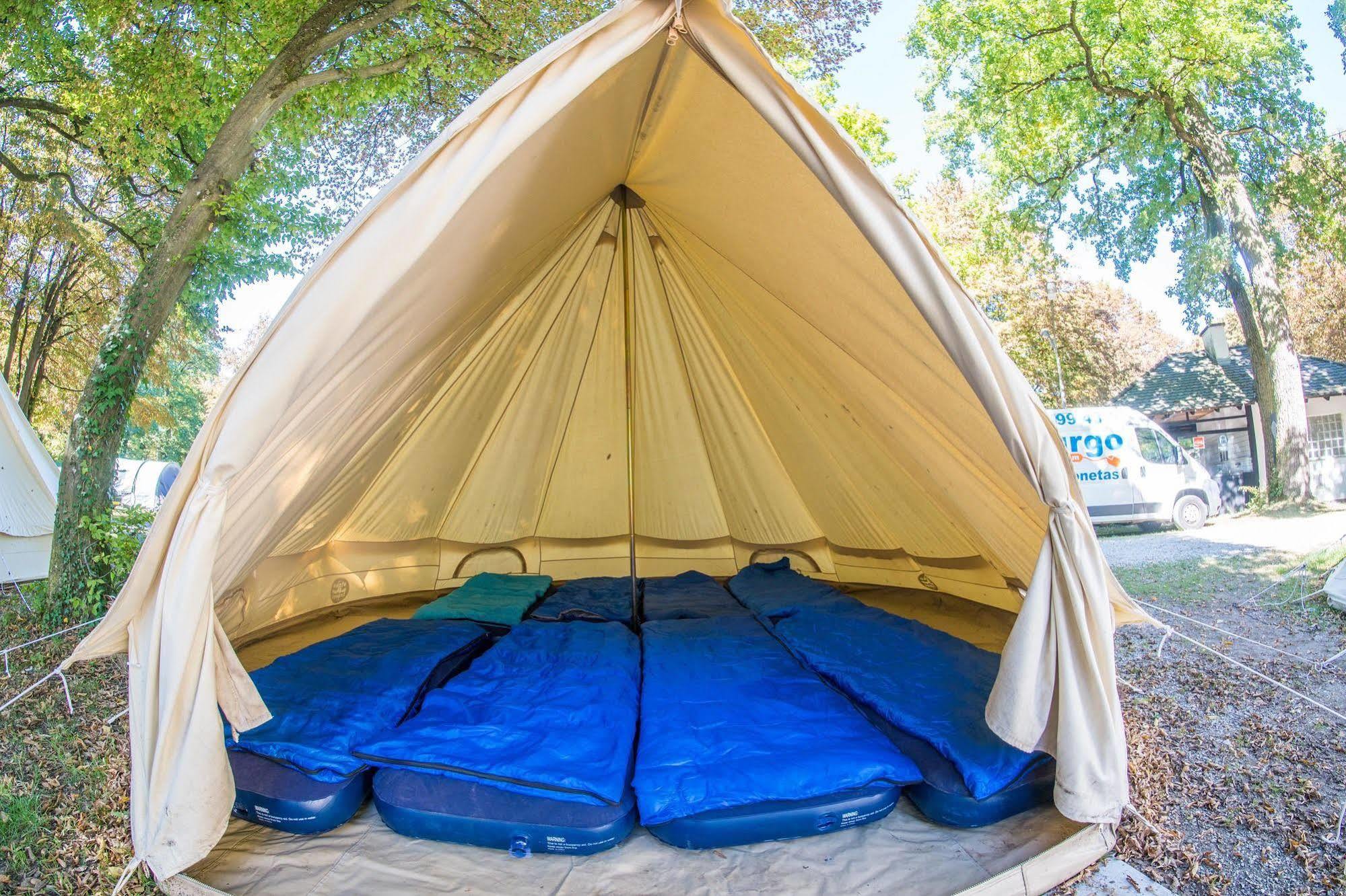 Hôtel Pamplona Camping à Aizoáin Extérieur photo