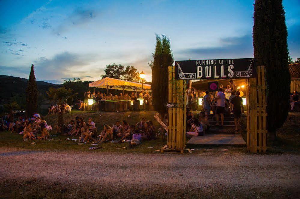 Hôtel Pamplona Camping à Aizoáin Extérieur photo